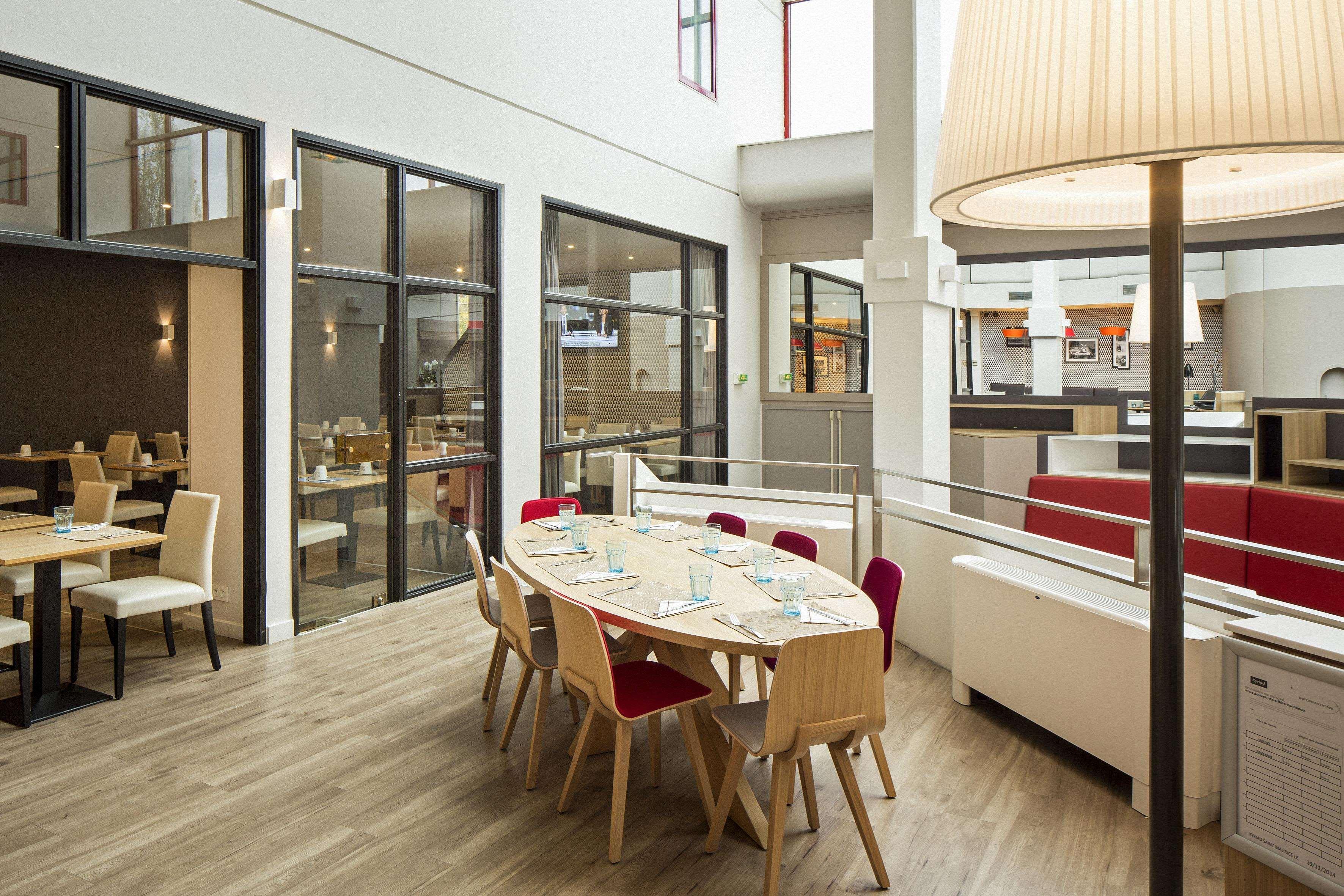 Kyriad Paris Est - Bois De Vincennes Saint-Maurice  Exterior photo